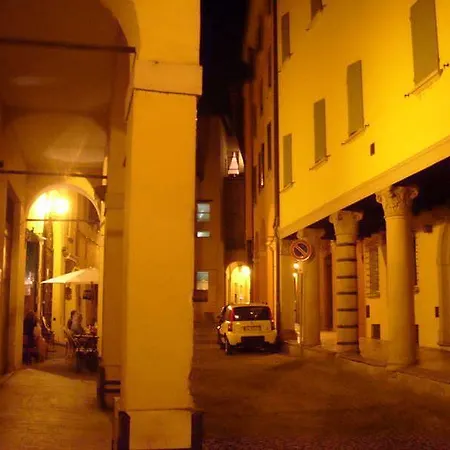 Via Del Carro * Bolonha